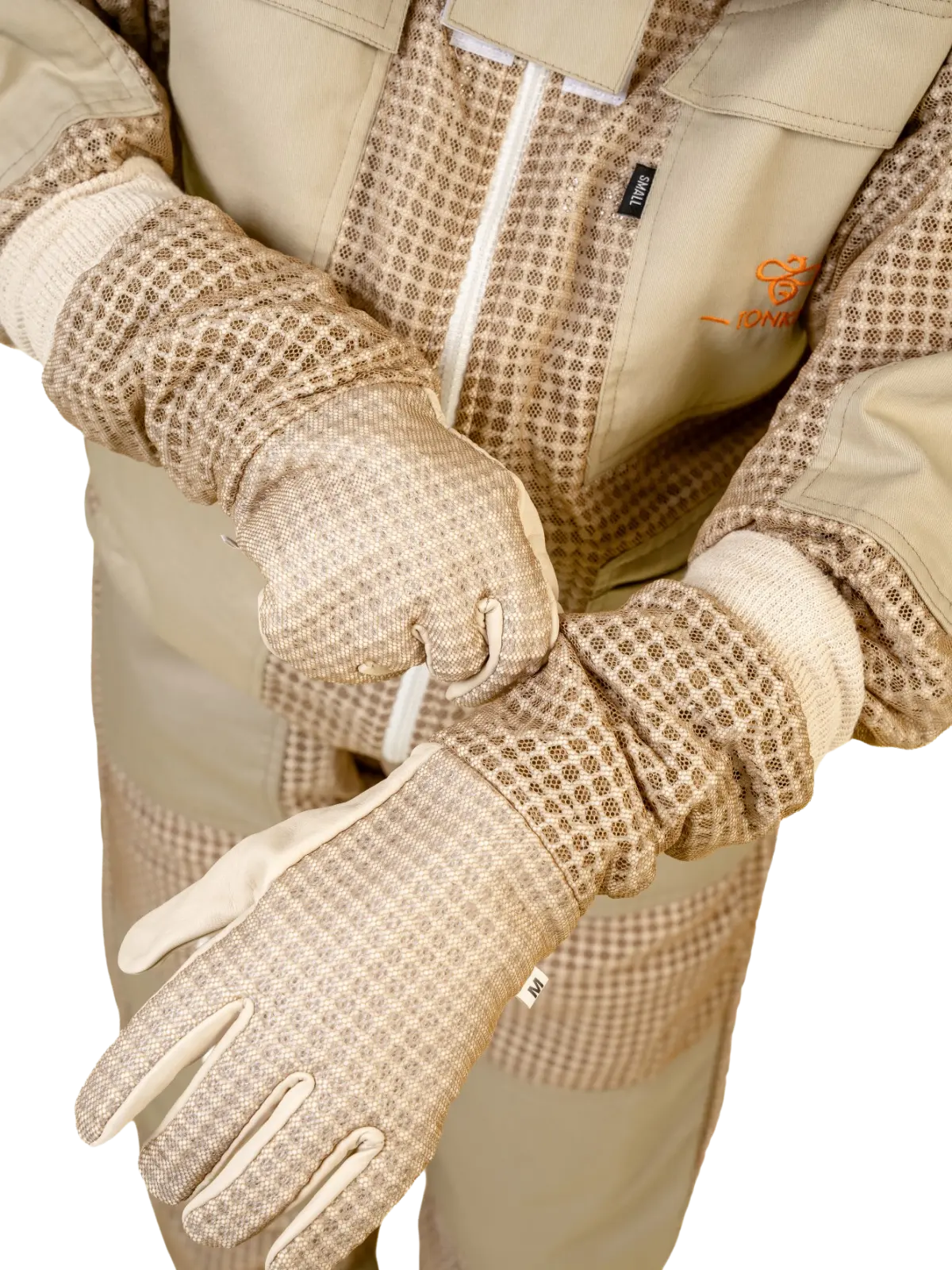 Detail of Tonko beekeeping gloves and 3-layer mesh